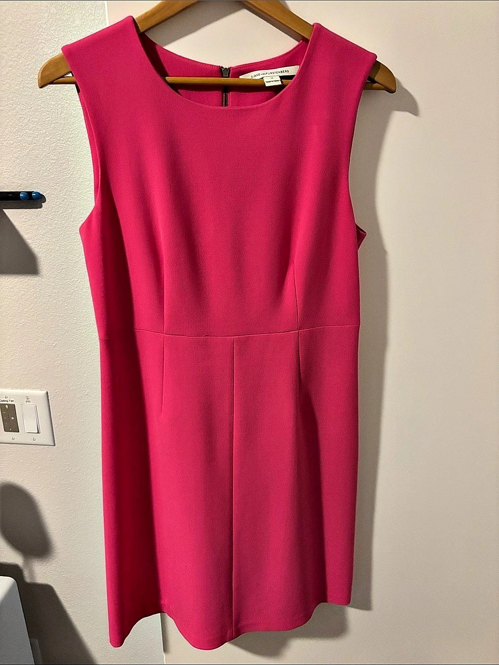 Diane von Furstenberg Pink Mini Dress Size 10 Like New